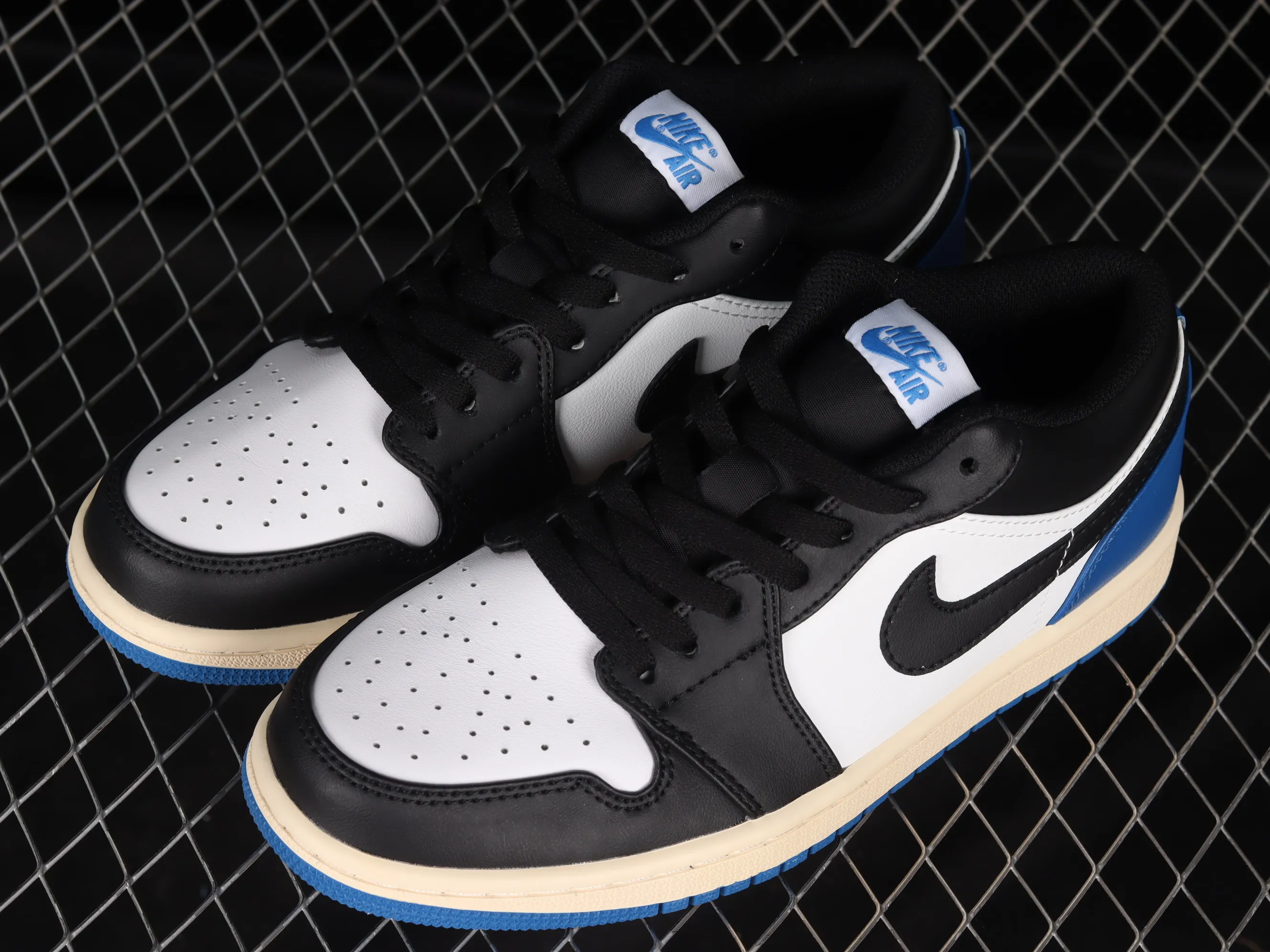 All categories Air Jordan Jordan series basketball shoes Air Jordan 1 Low Air Jordan 1 Low AJ1 Joe 1 black and blue Grimace DM7078-110